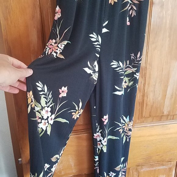 Girls Babette Smocked Waist Jumpsuit, Size 8 - 10 - Picture 4 of 7